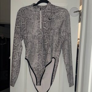 Nike Women's Snake Print Long Sleeve